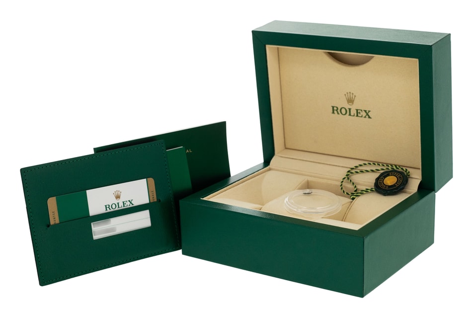 Rolex GMT Master II 116710 BLNR Image 4